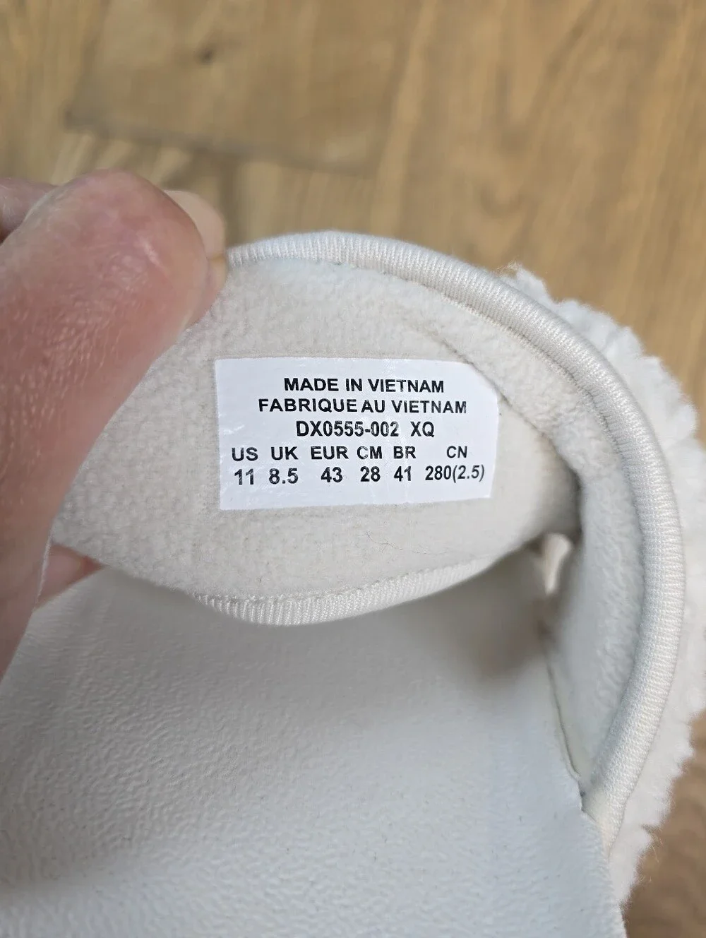 Nike White Fuzzy Sherpa Slide Sandals Womens 11